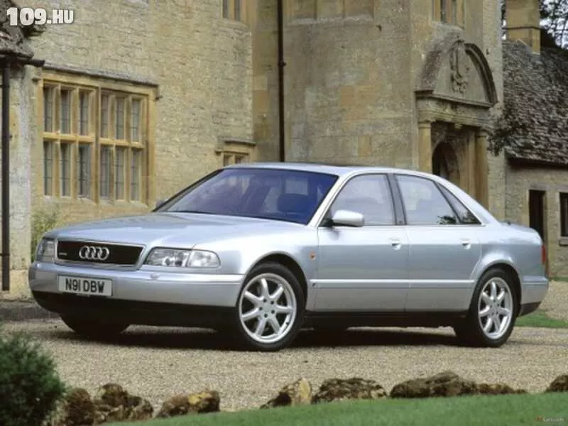 Audi A8 első szélvédő 1994